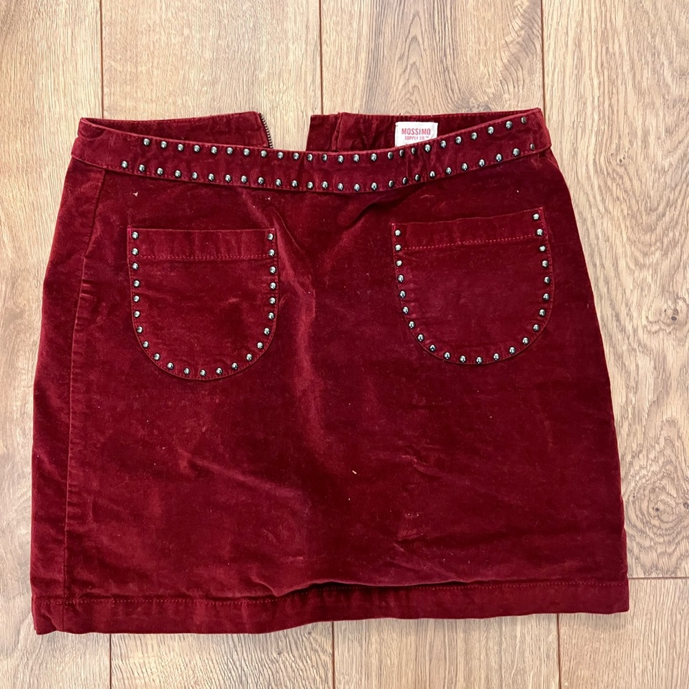 Skirt (never worn)